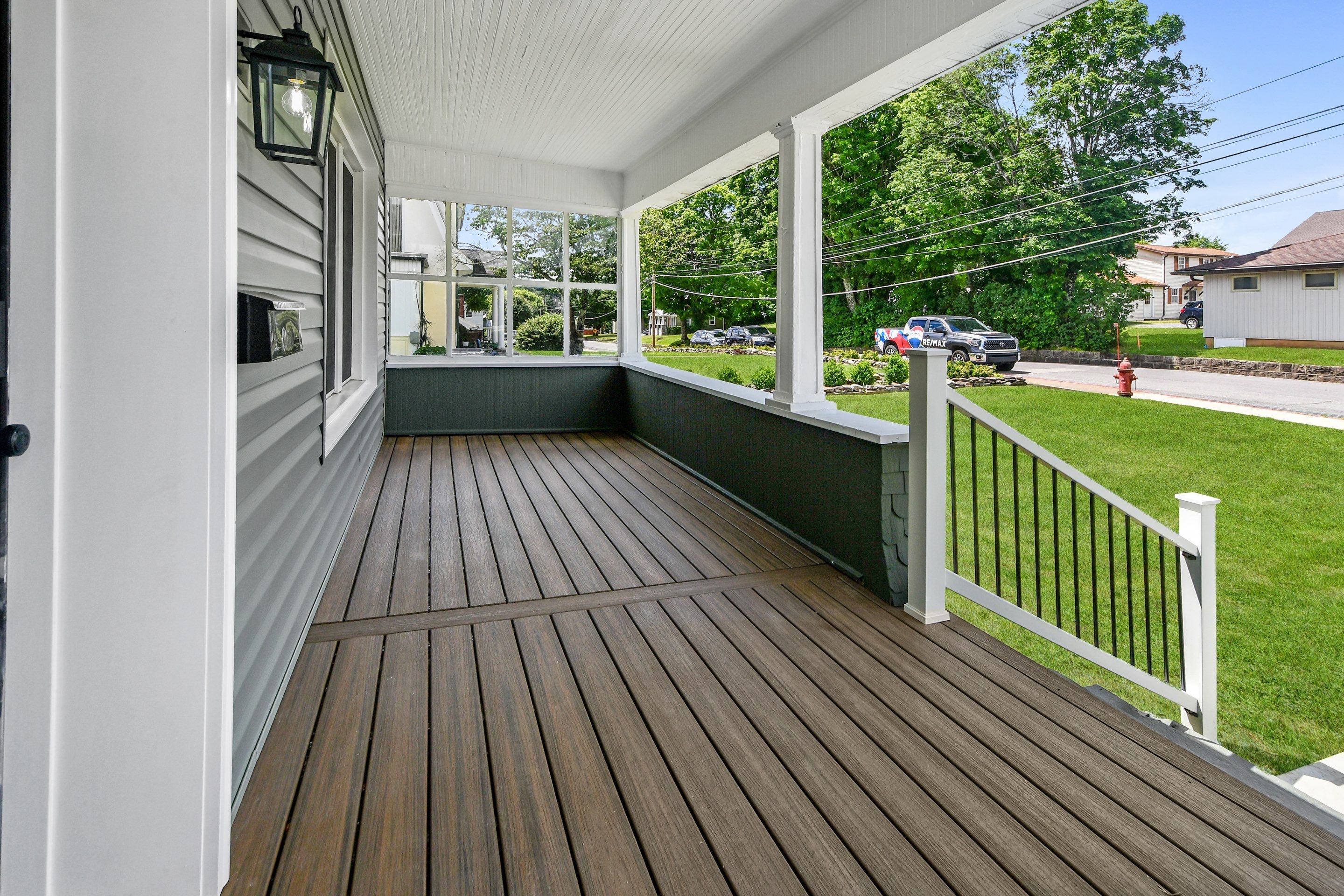 Exterior project photo 2